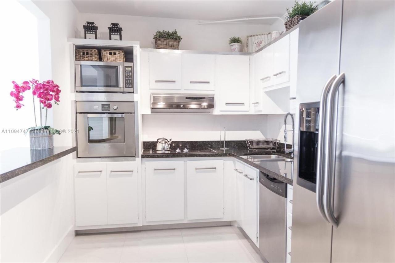 Disfruta Sunny Isles Ocean 1206 Str-02816 Daire Miami Beach Dış mekan fotoğraf